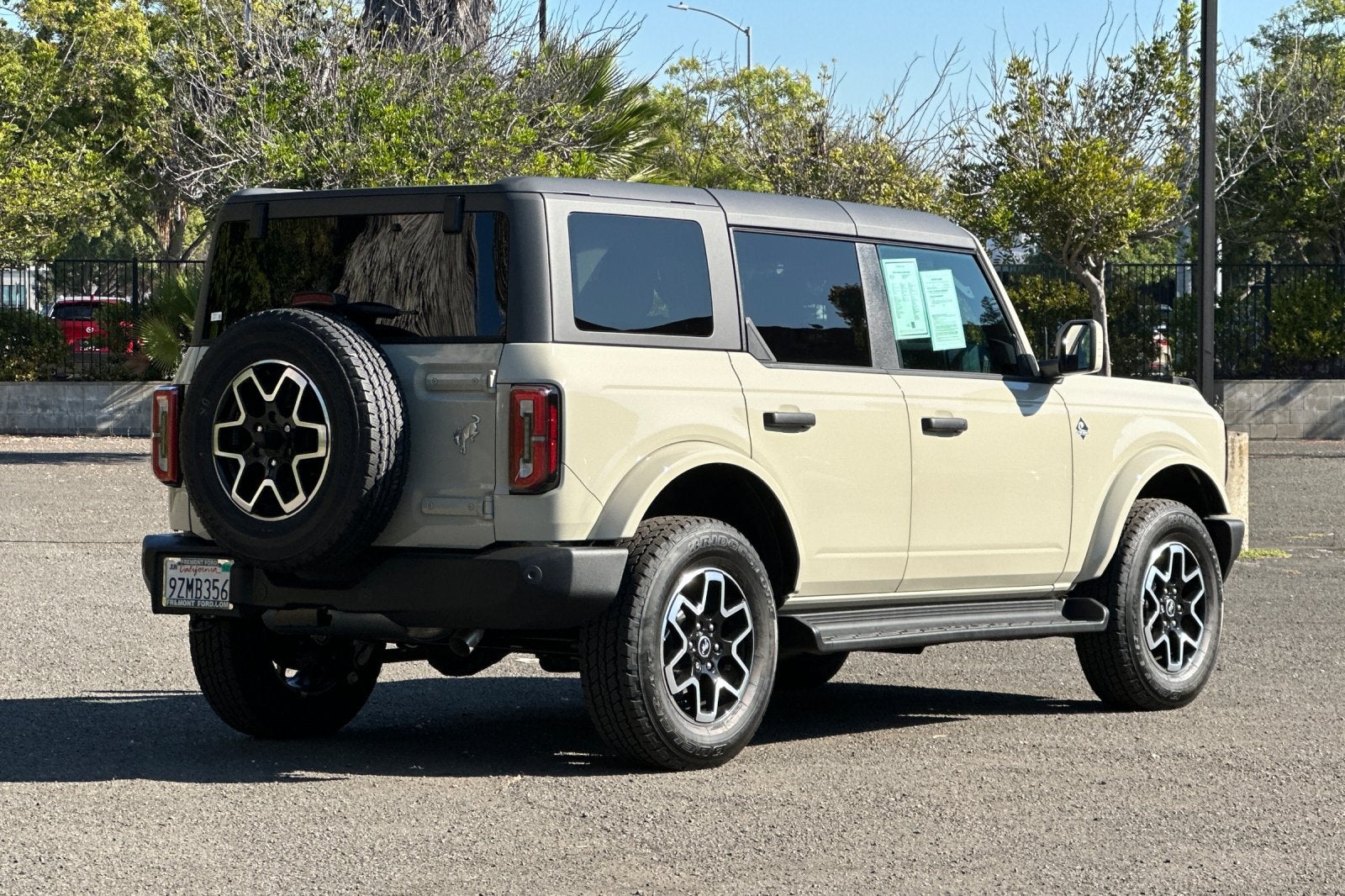 2026 Ford Bronco Outer Banks®