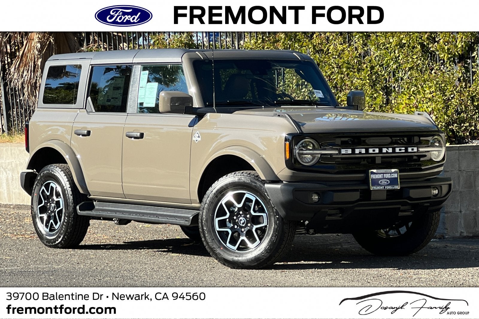 2026 Ford Bronco Outer Banks®