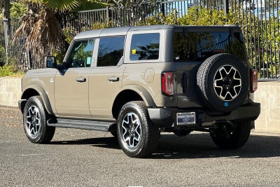 2026 Ford Bronco Outer Banks®