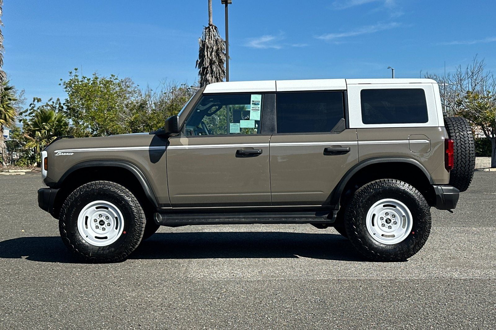2026 Ford Bronco Heritage Edition