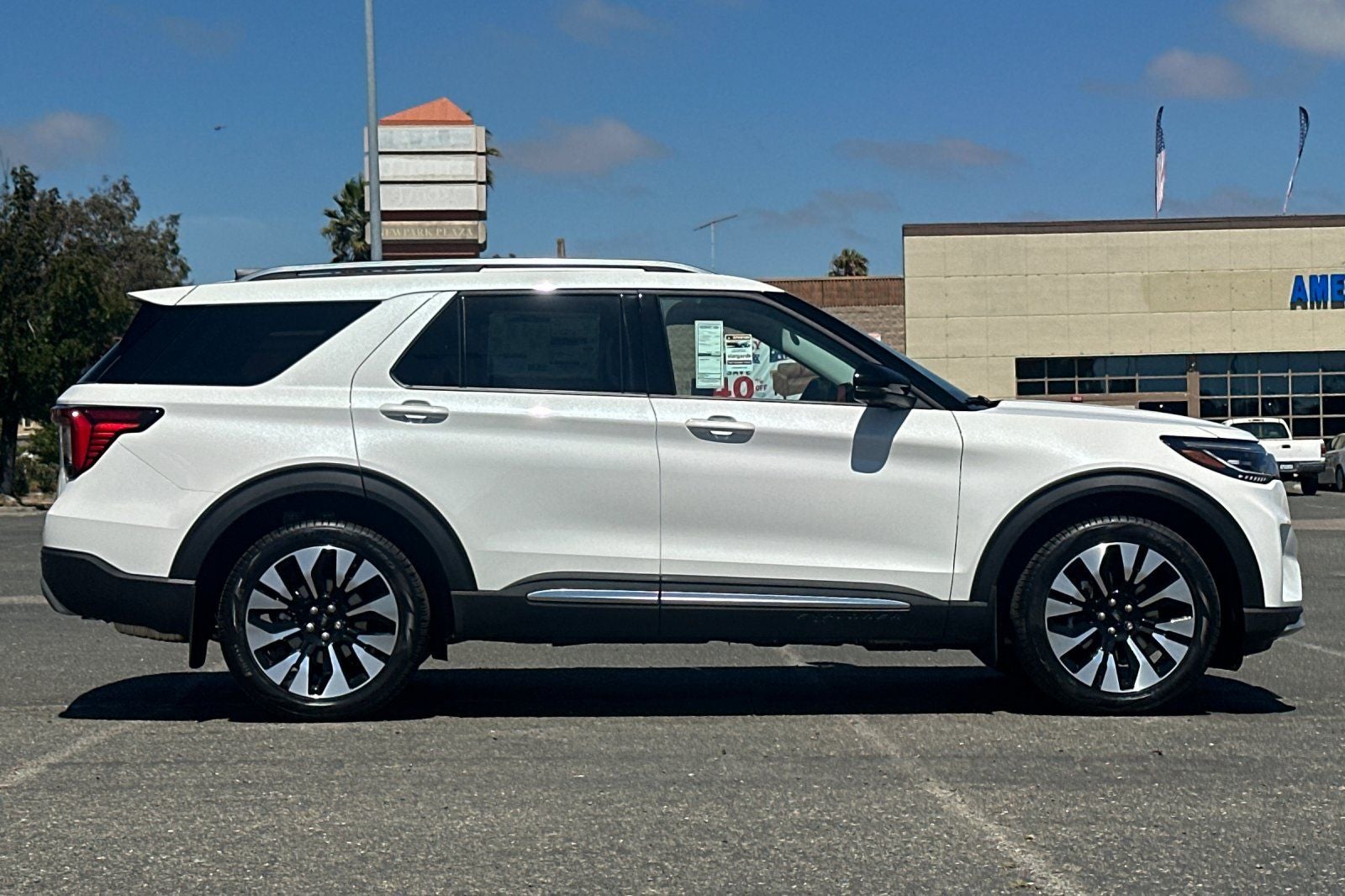 2026 Ford Explorer Platinum