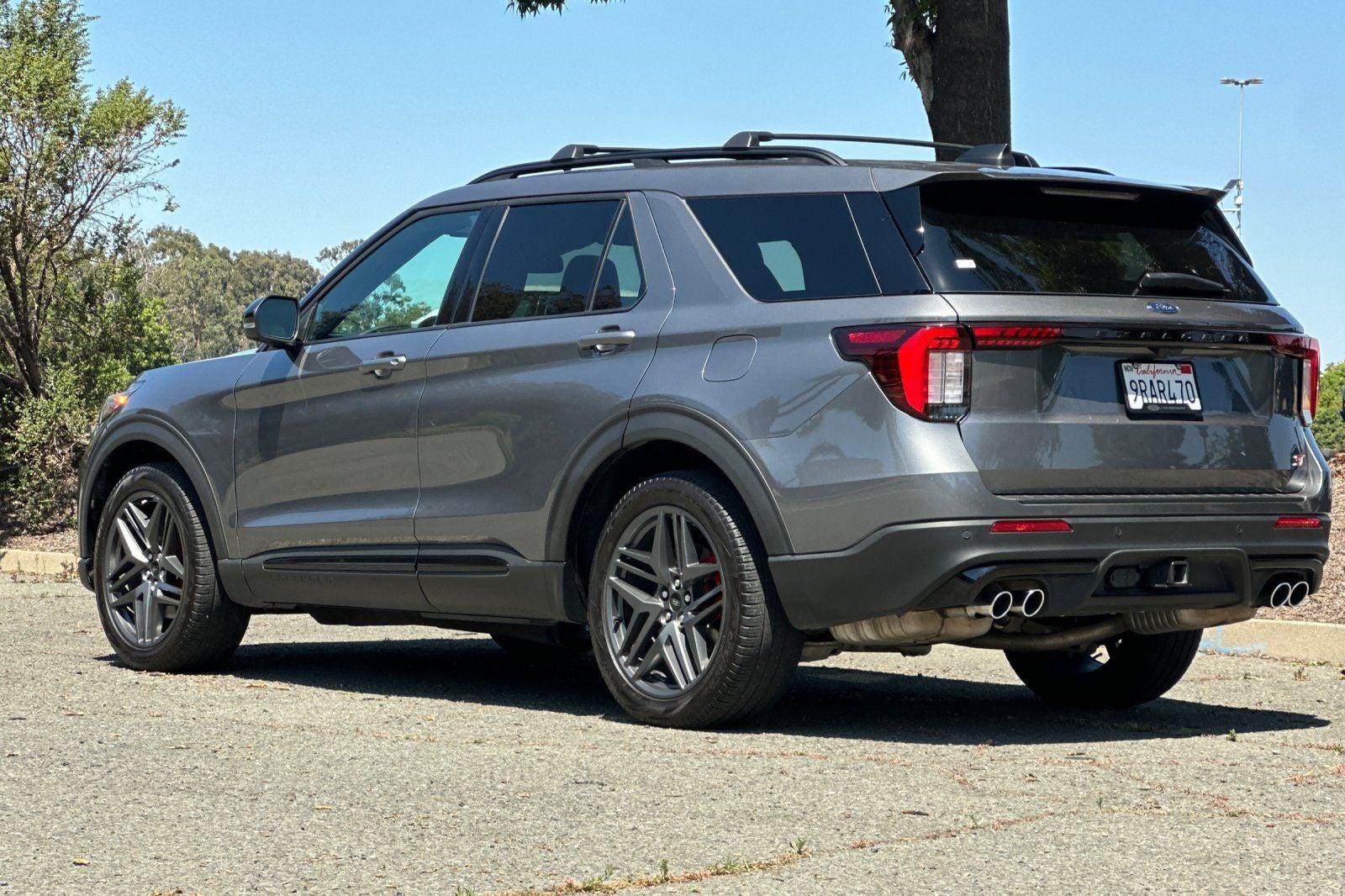 2025 Ford Explorer ST