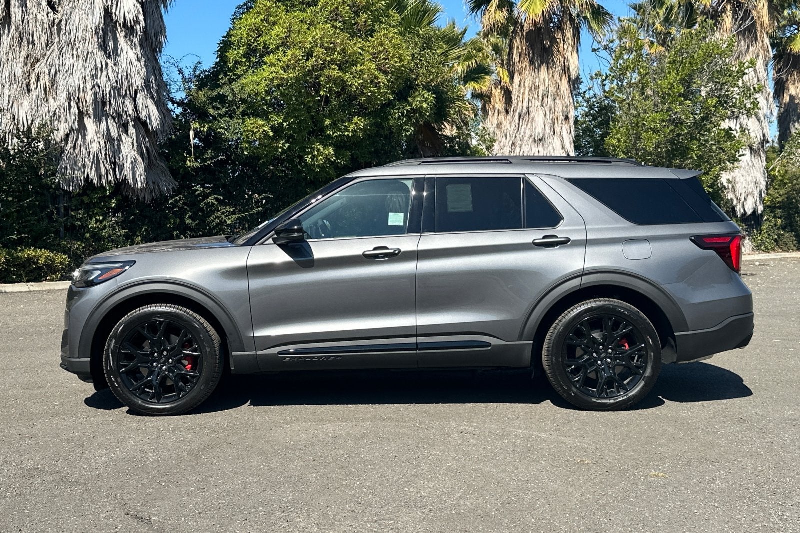 2027 Ford Explorer ST