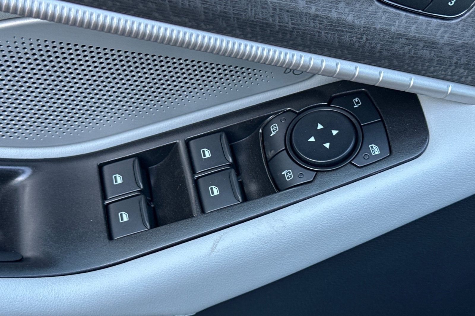 2027 Ford Explorer Platinum™