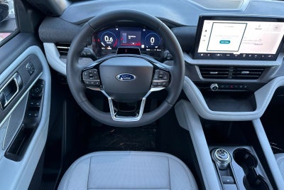 2027 Ford Explorer Platinum™