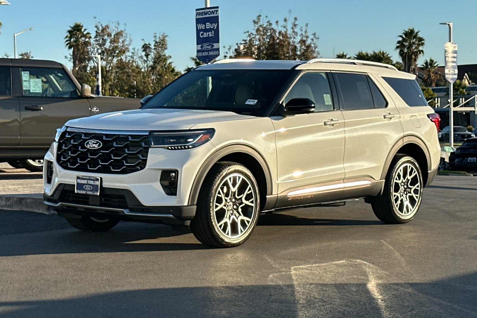 2027 Ford Explorer Platinum™