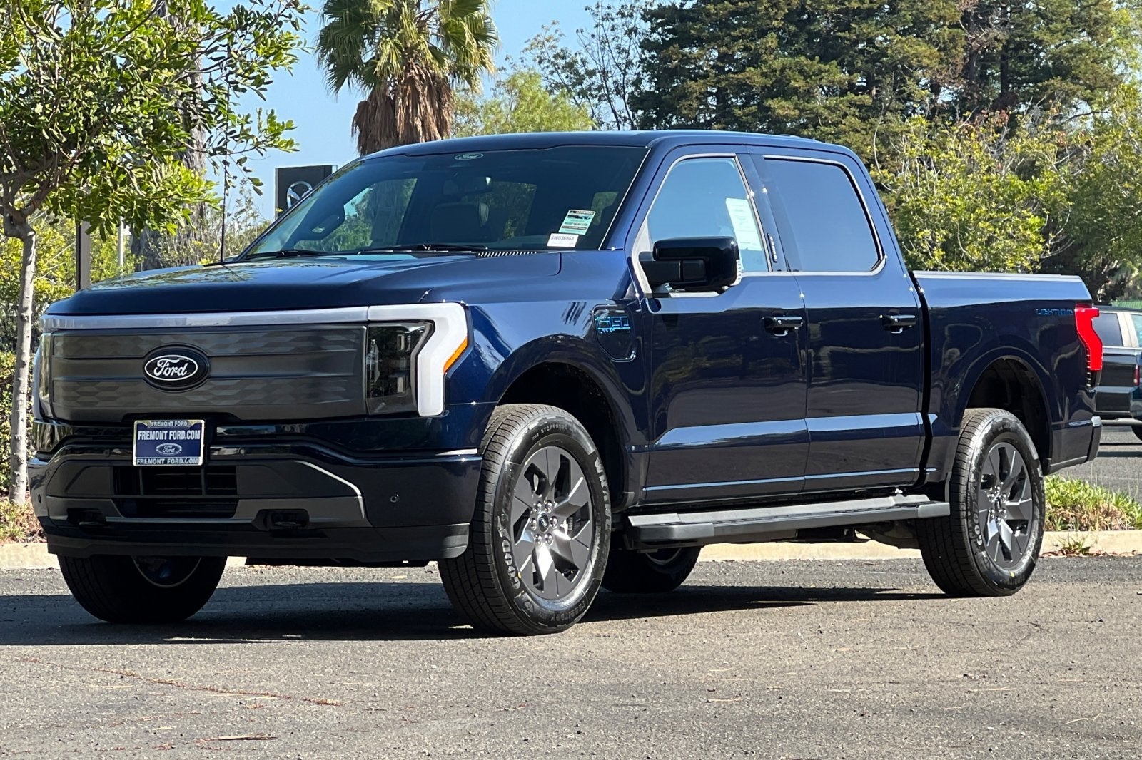 2025 Ford F-150 Lightning Lariat