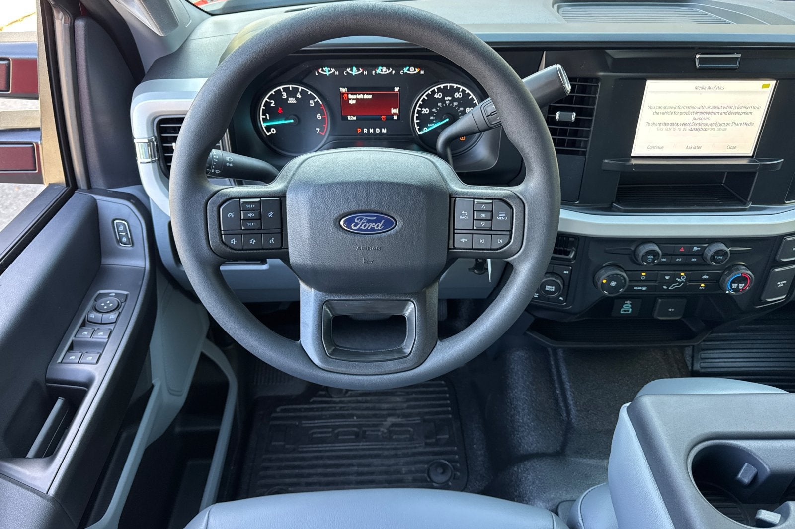 2027 Ford F-250SD XL