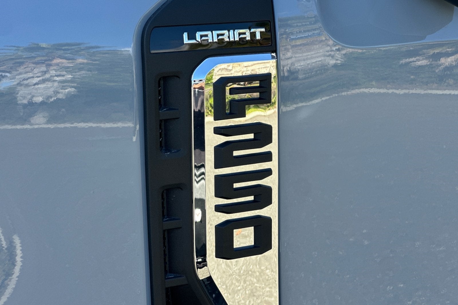 2026 Ford F-250SD Lariat 160 WB