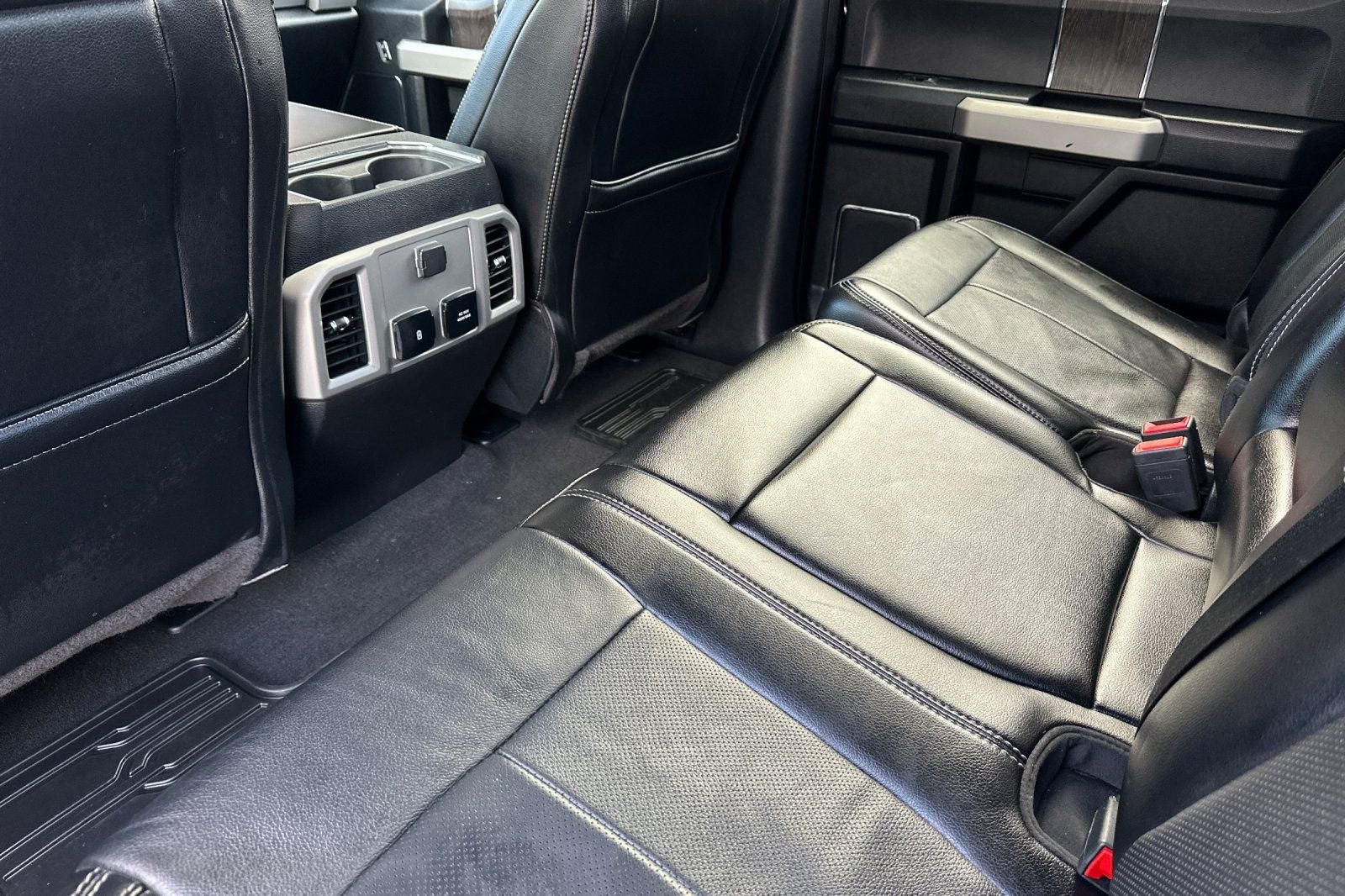 2020 Ford F-250SD Lariat