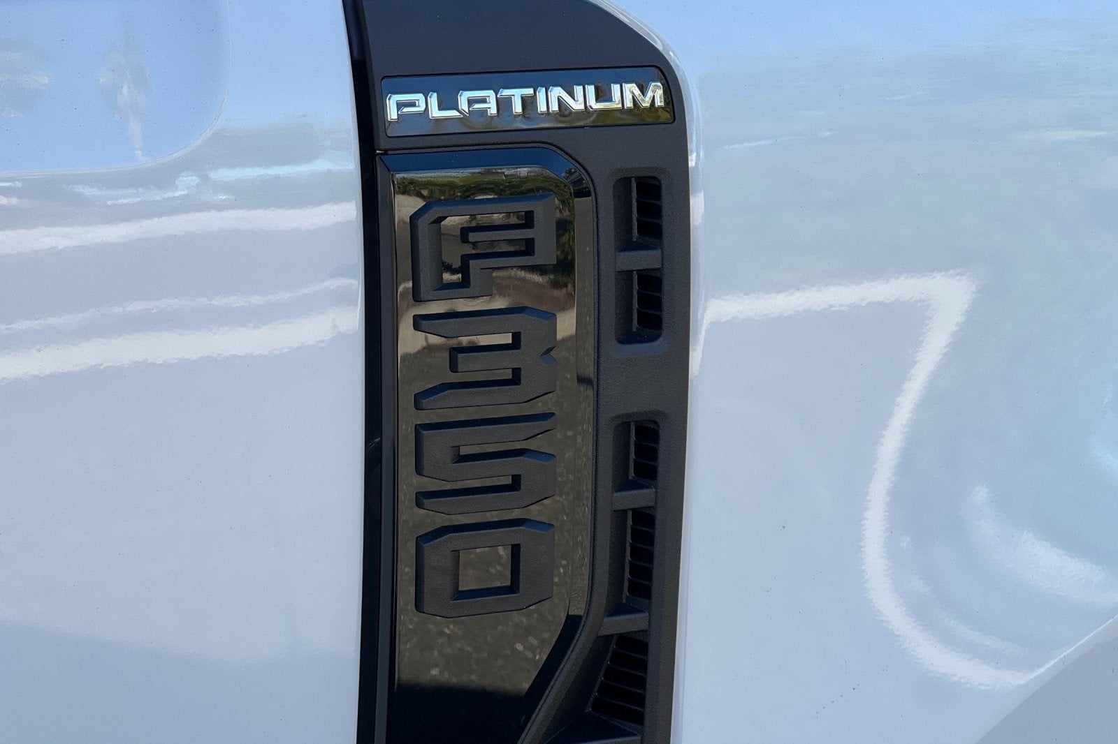 2026 Ford F-350SD Platinum