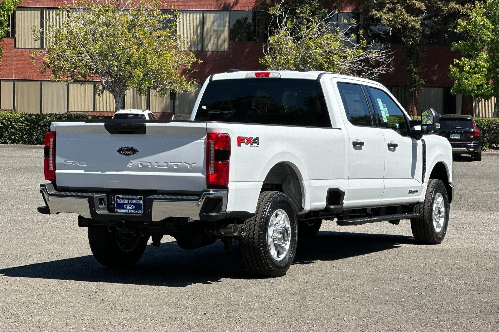 2026 Ford F-350SD XLT 176 WB