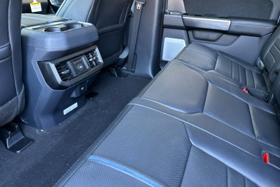 2026 Ford F-350SD Platinum DRW