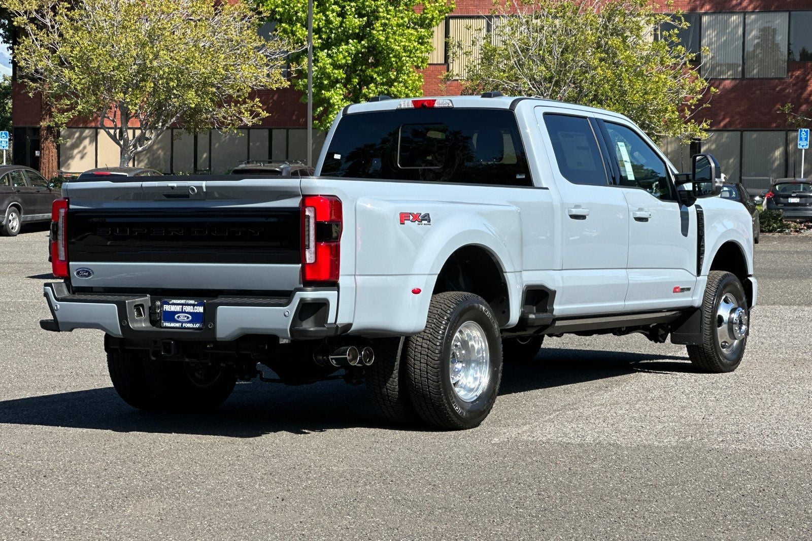 2026 Ford F-350SD Platinum DRW