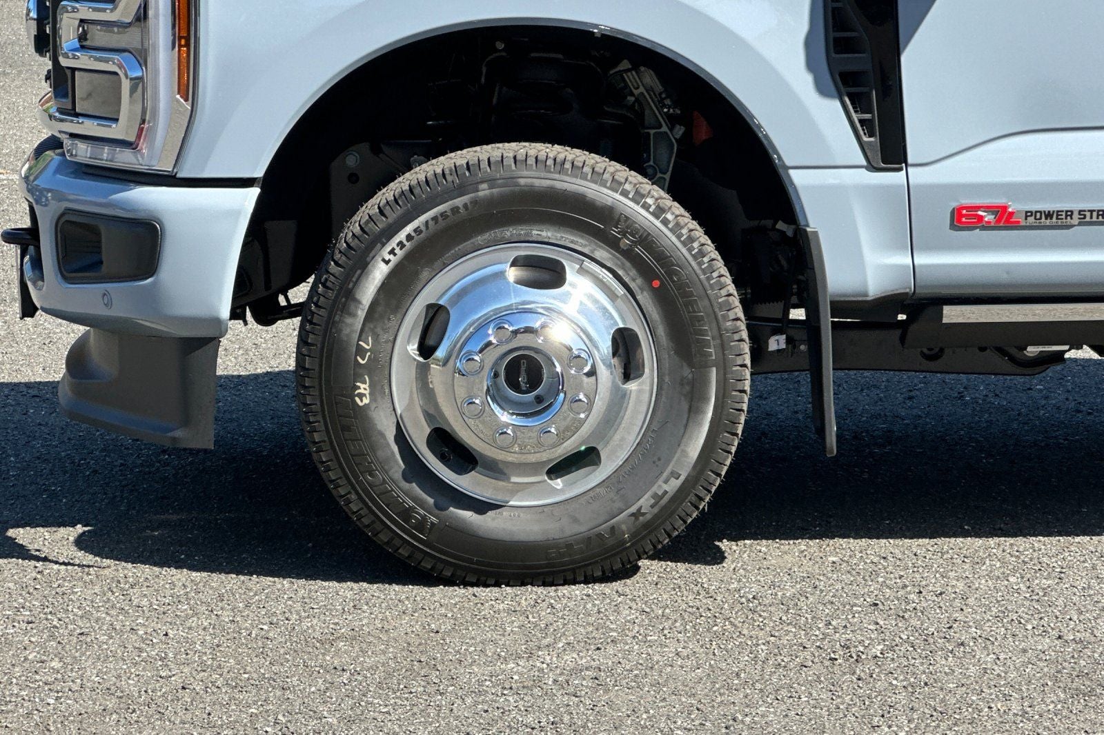2026 Ford F-350SD Platinum DRW