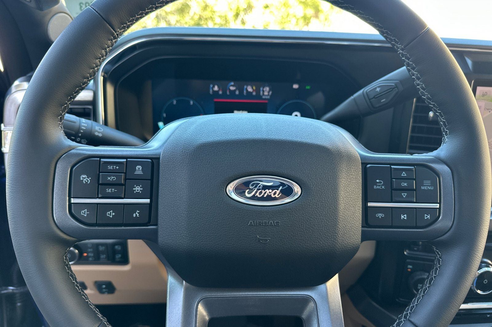 2026 Ford F-350SD Lariat DRW