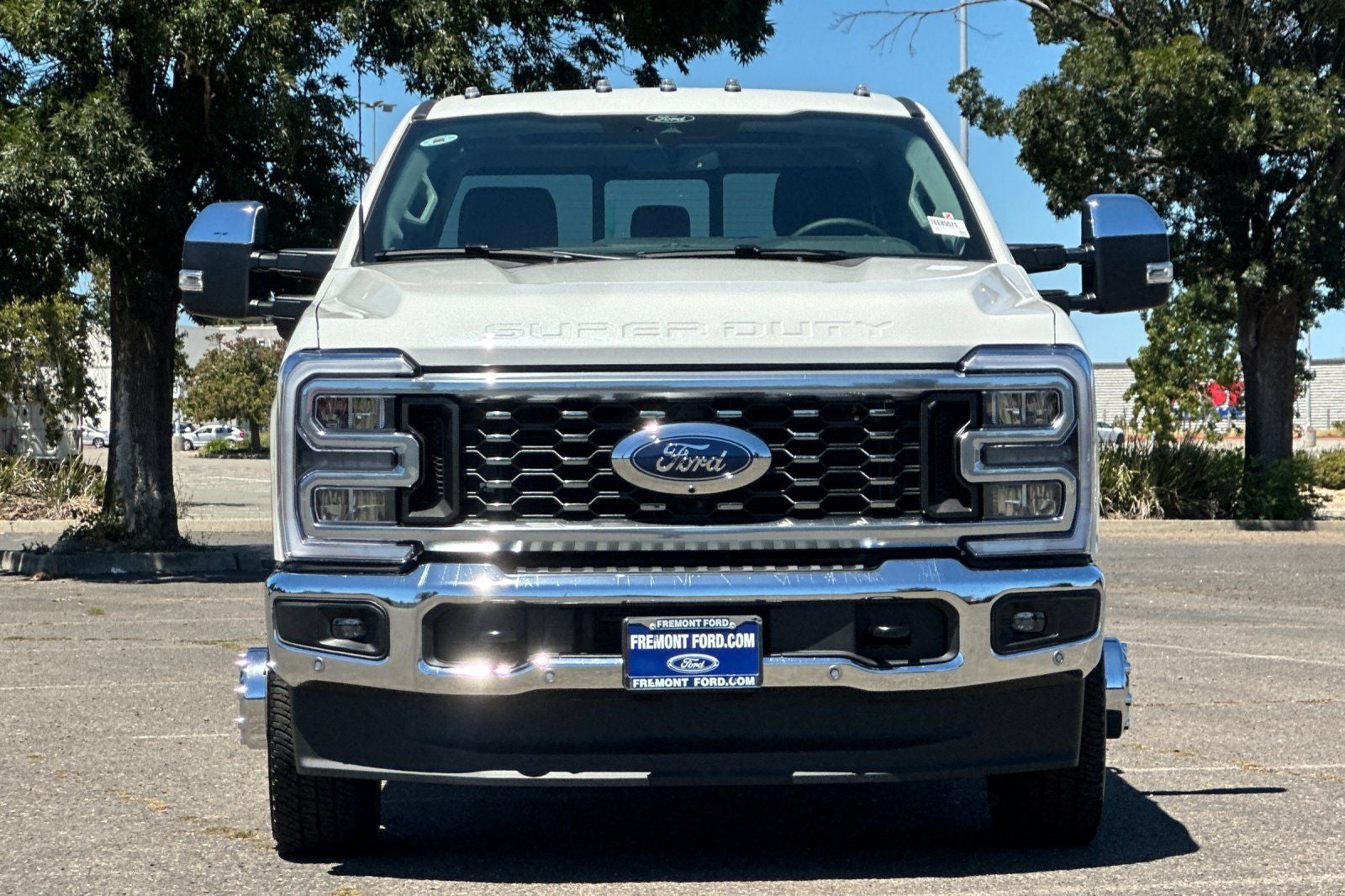 2026 Ford F-350SD Lariat DRW