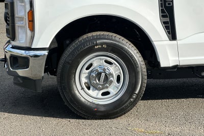 2027 Ford F-250SD XL