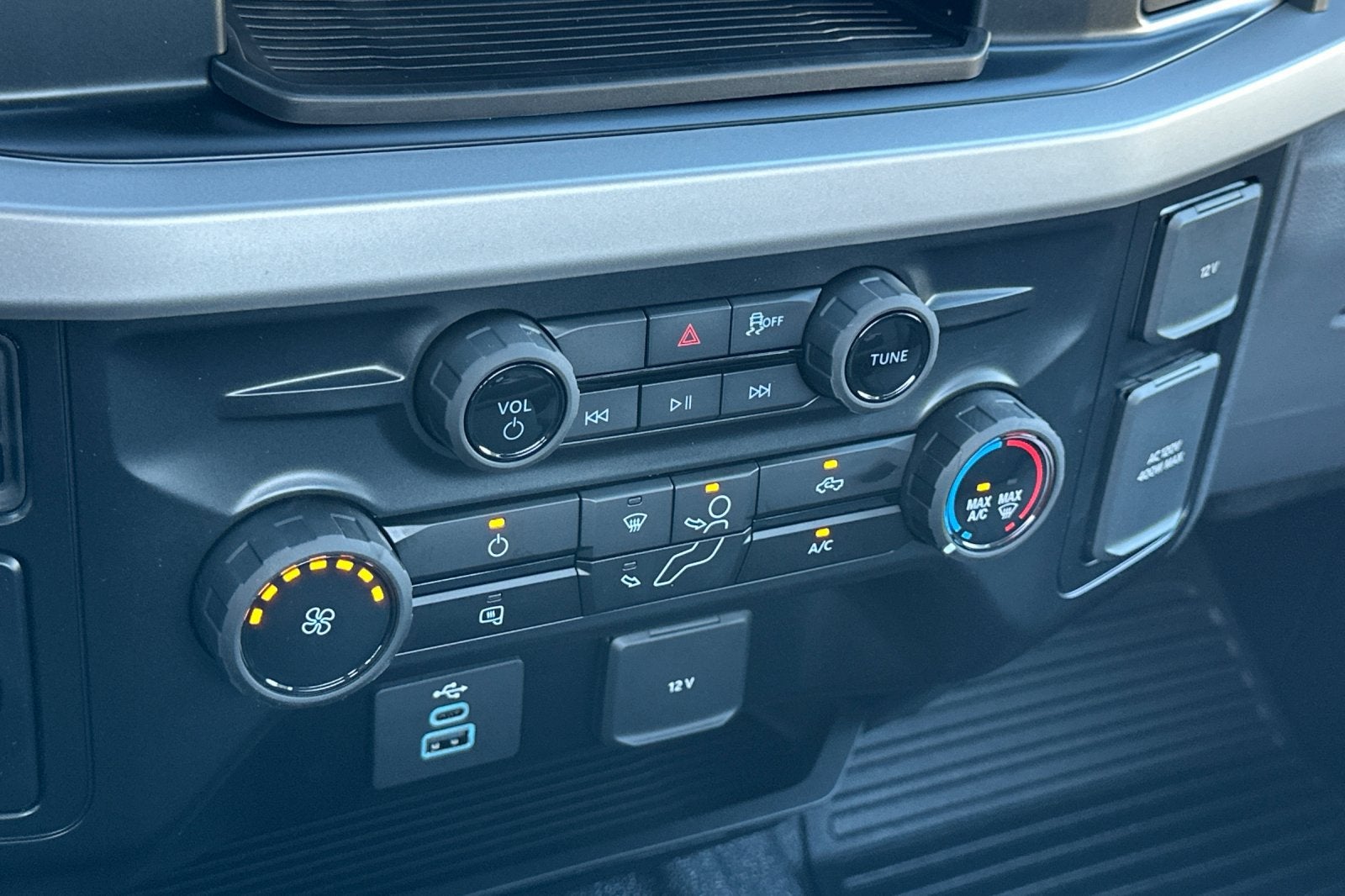 2027 Ford F-250SD F-250® XL
