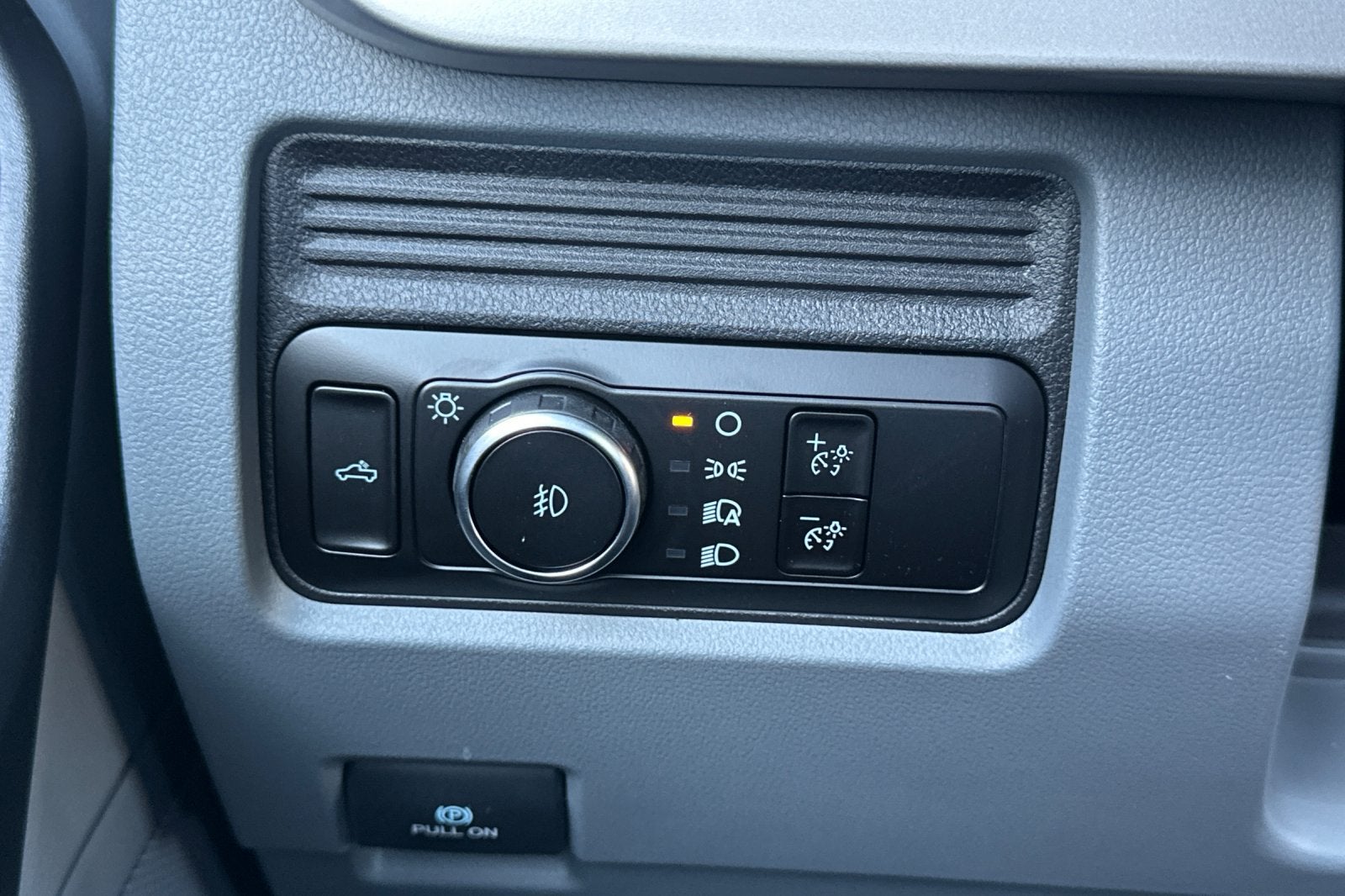 2027 Ford F-250SD F-250® XL