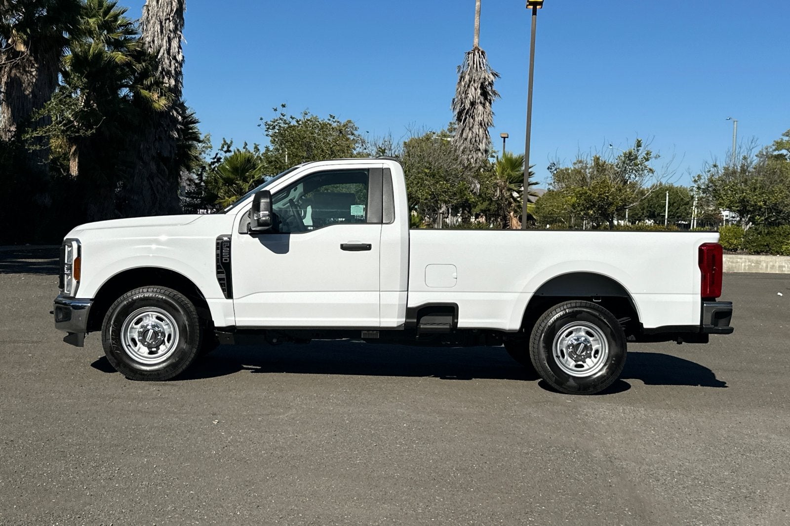 2027 Ford F-250SD F-250® XL