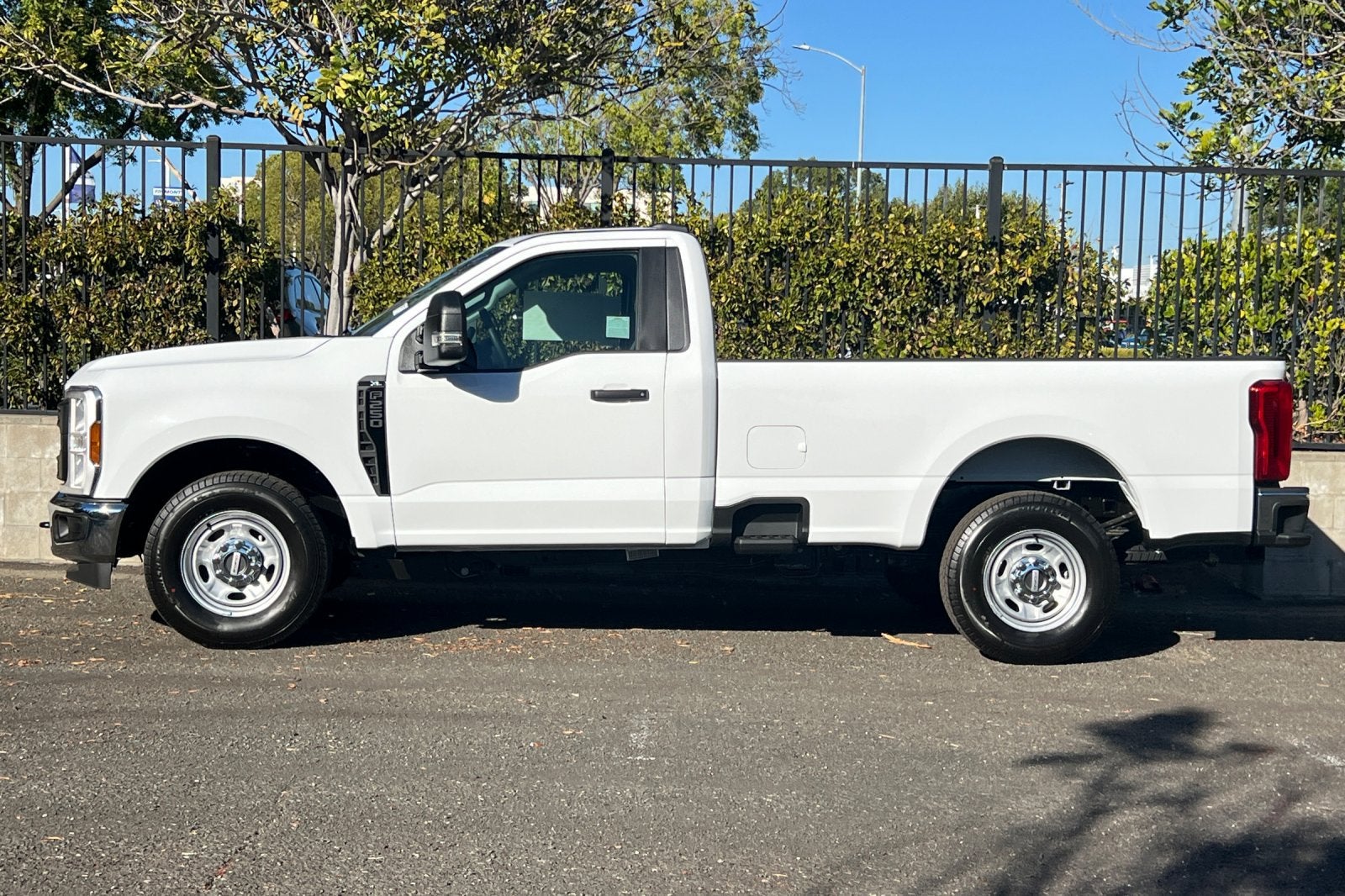 2027 Ford F-250SD F-250® XL