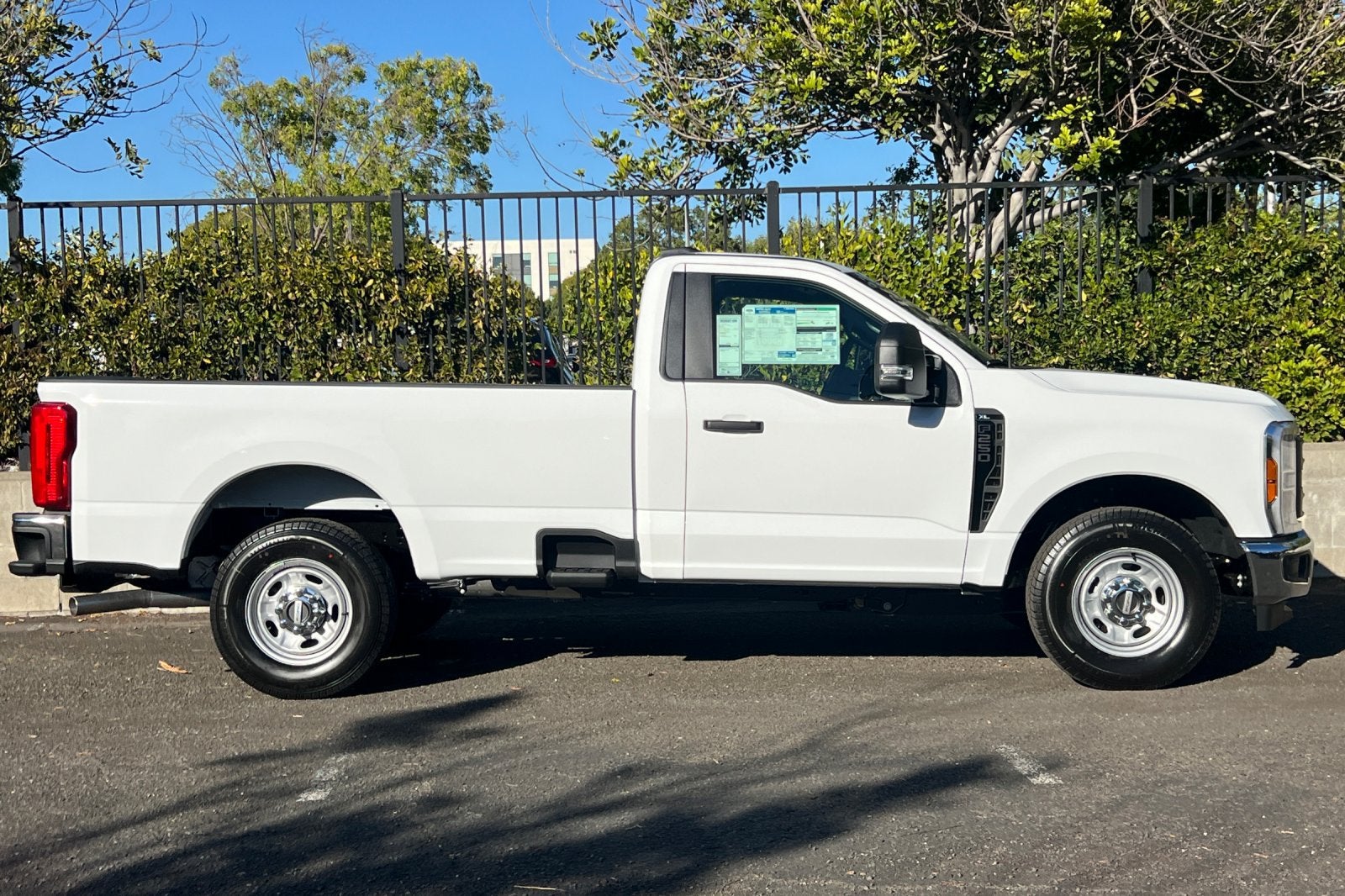 2027 Ford F-250SD F-250® XL