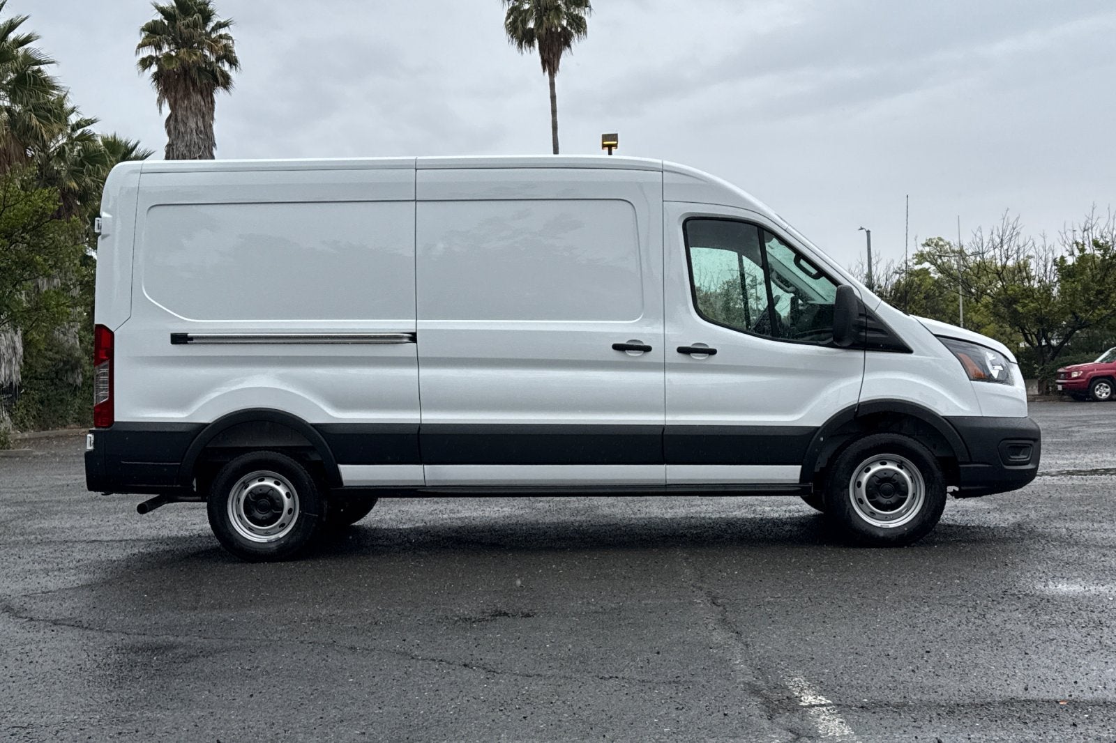 2027 Ford Transit-250 T-250 148" Med Rf 9150 GVWR RWD