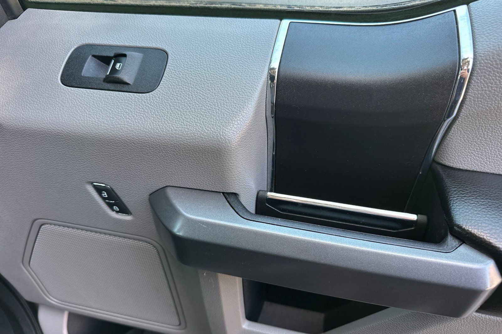 2018 Ford F-150 XLT 145 WB