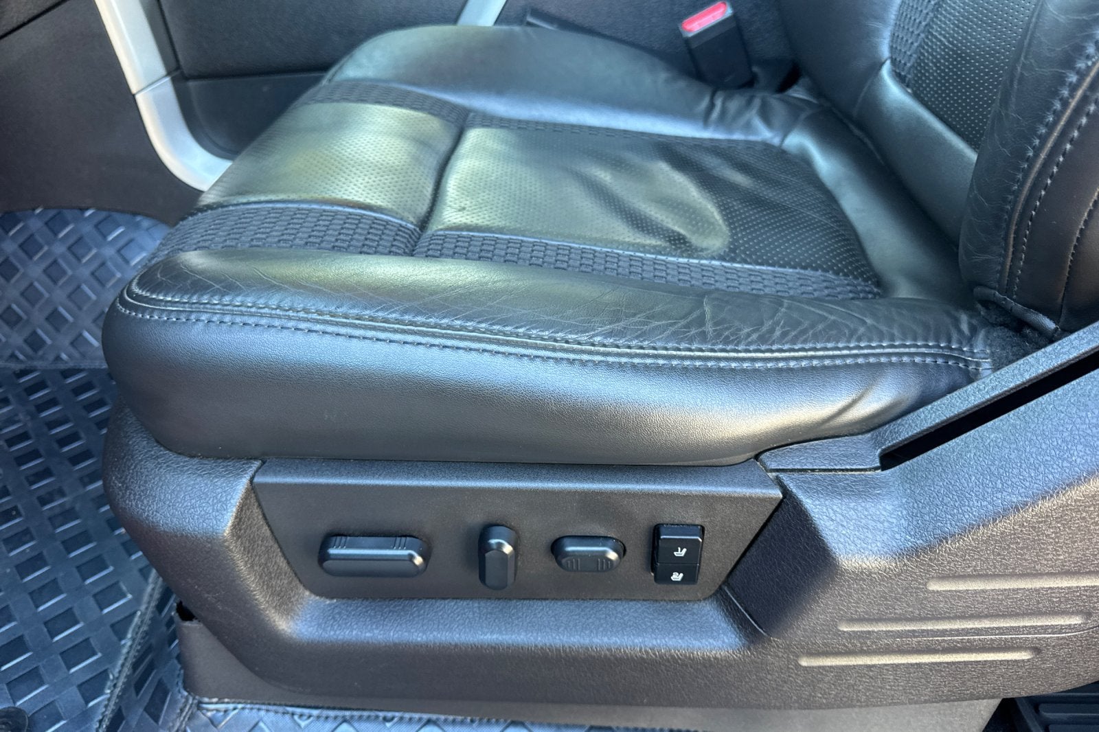 2014 Ford F-150 SVT Raptor