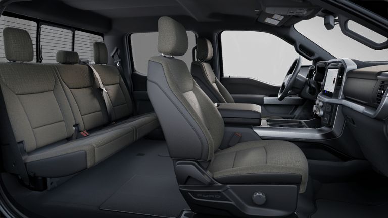 2025 Ford F-150 XLT - Photo 37