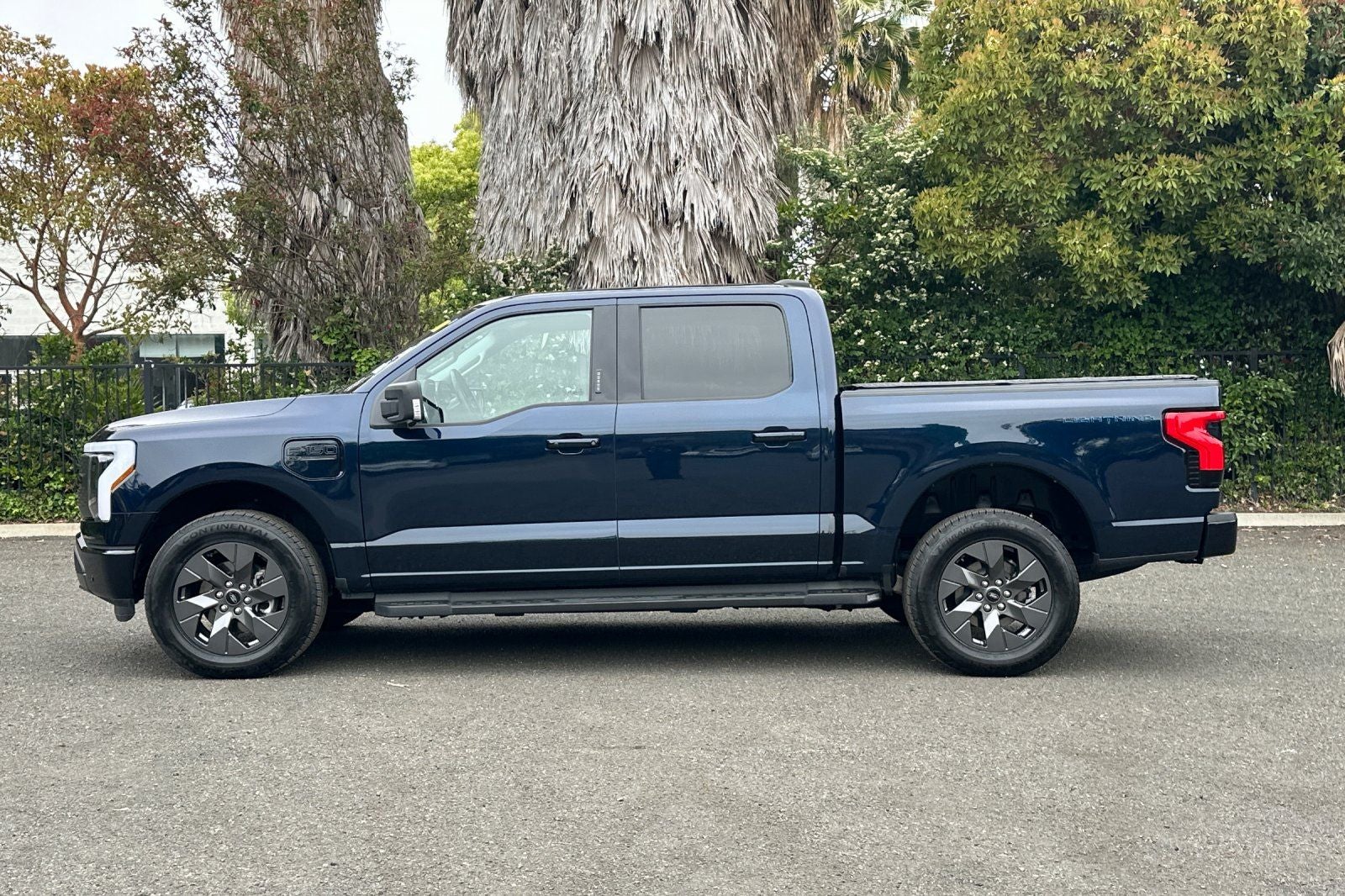 2023 Ford F-150 Lightning XLT