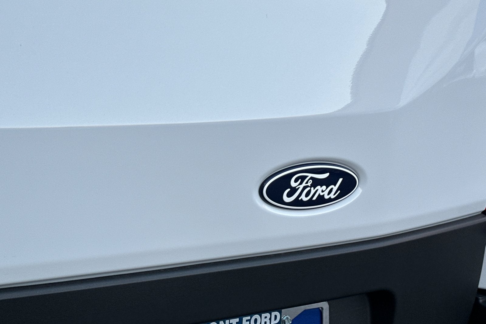 2027 Ford Transit-150 T-150 130" Low Rf 8800 GVWR RWD