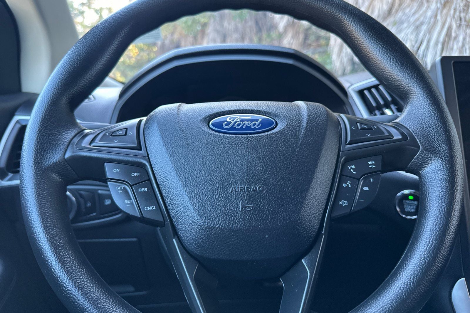 2024 Ford Edge SE