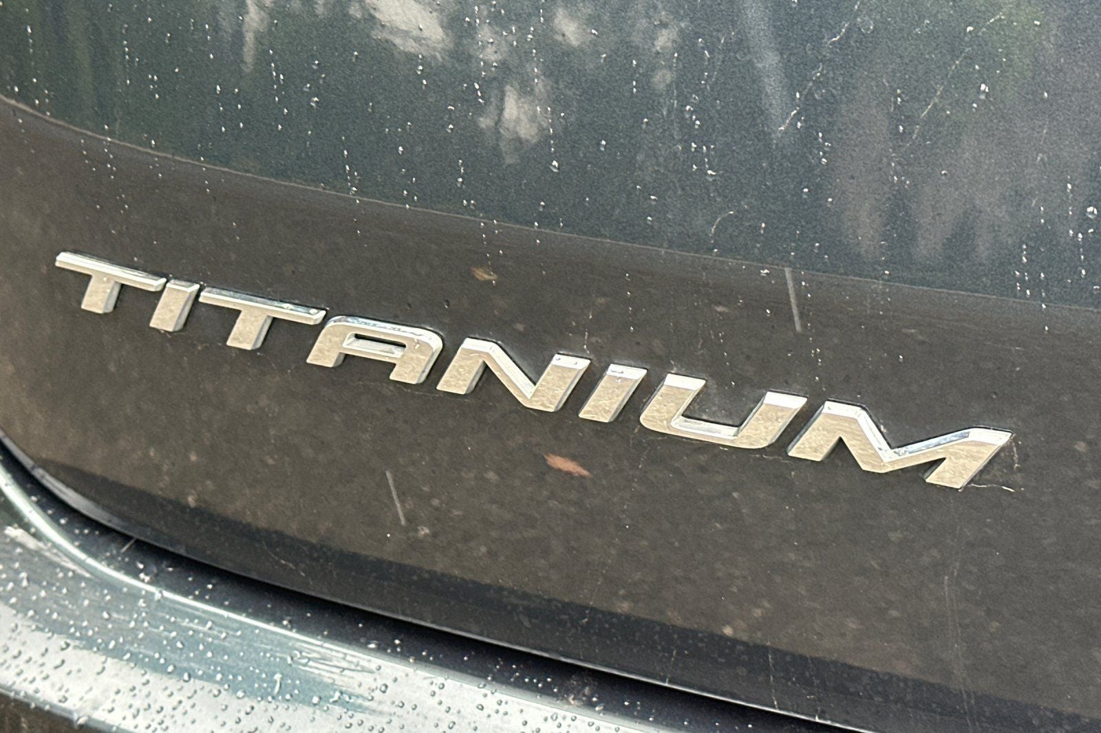 2022 Ford Edge Titanium