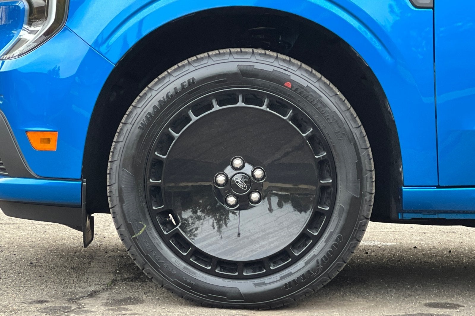 2026 Ford Maverick Lobo High