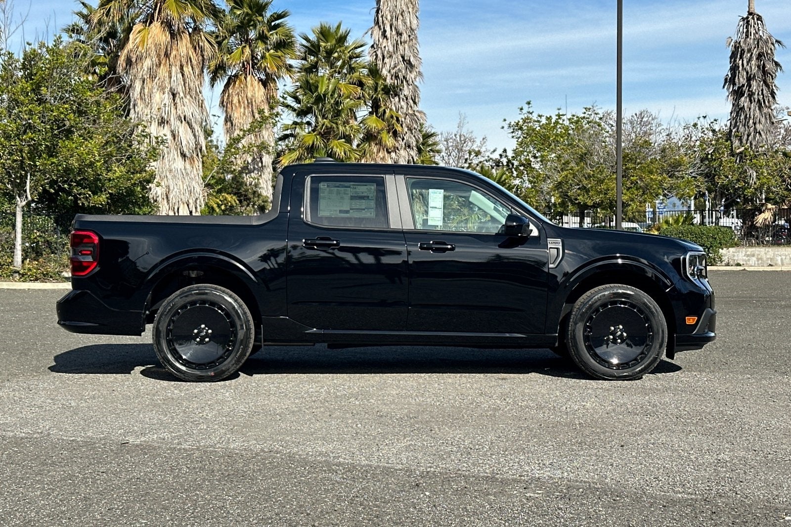 2026 Ford Maverick Lobo Standard