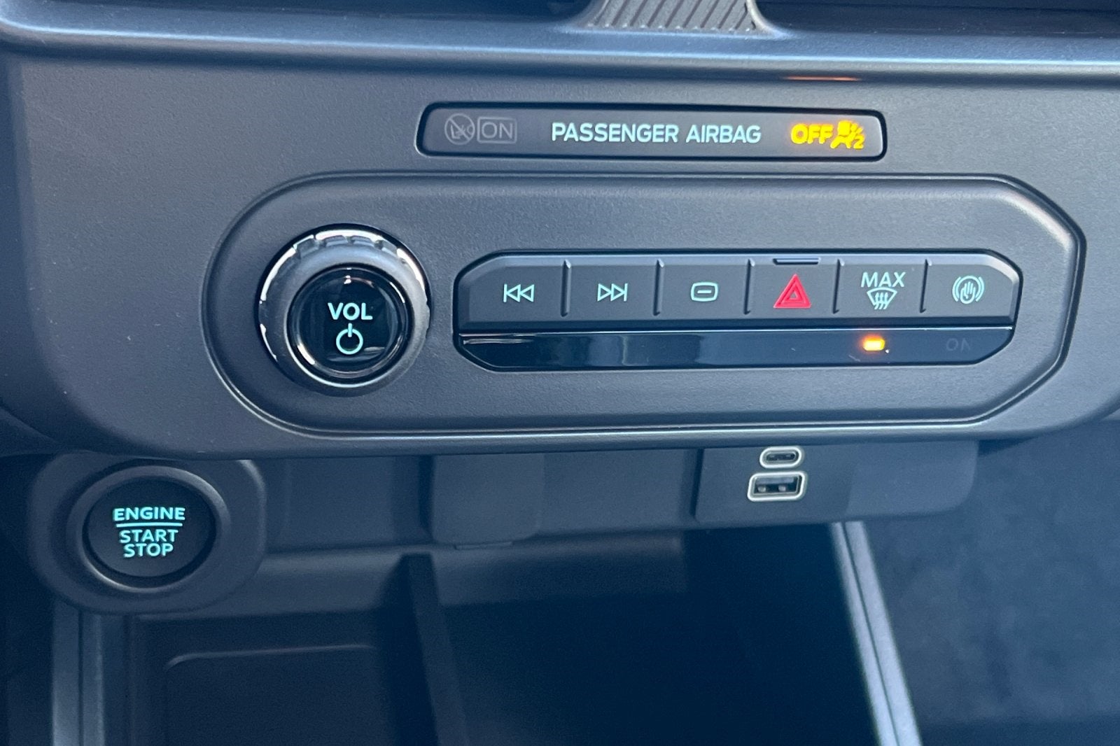 2026 Ford Maverick Lobo Standard