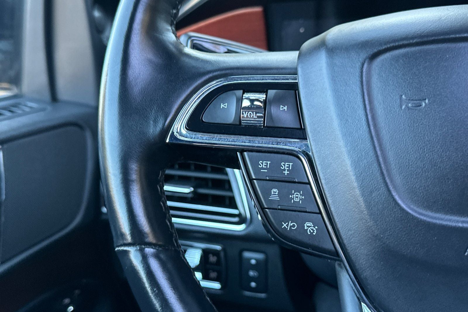 2024 Lincoln Navigator Premiere