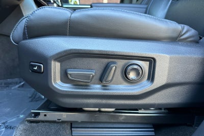 2023 Toyota Tundra Hybrid Platinum
