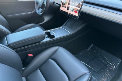 2025 Tesla Model Y Long Range