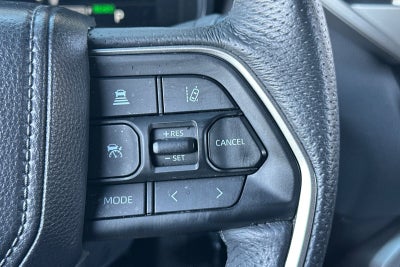 2025 Toyota Sequoia SR5