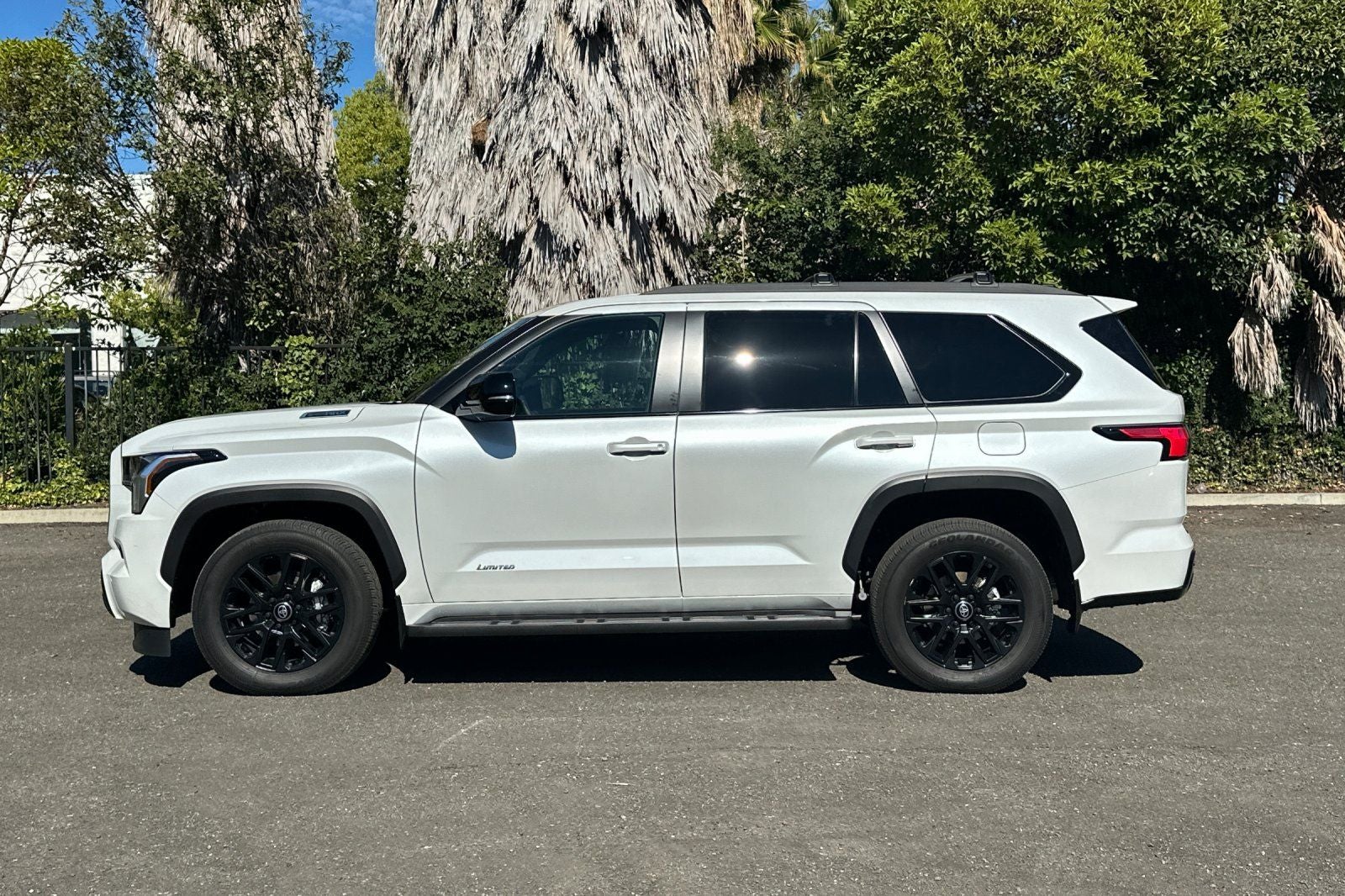 2025 Toyota Sequoia SR5