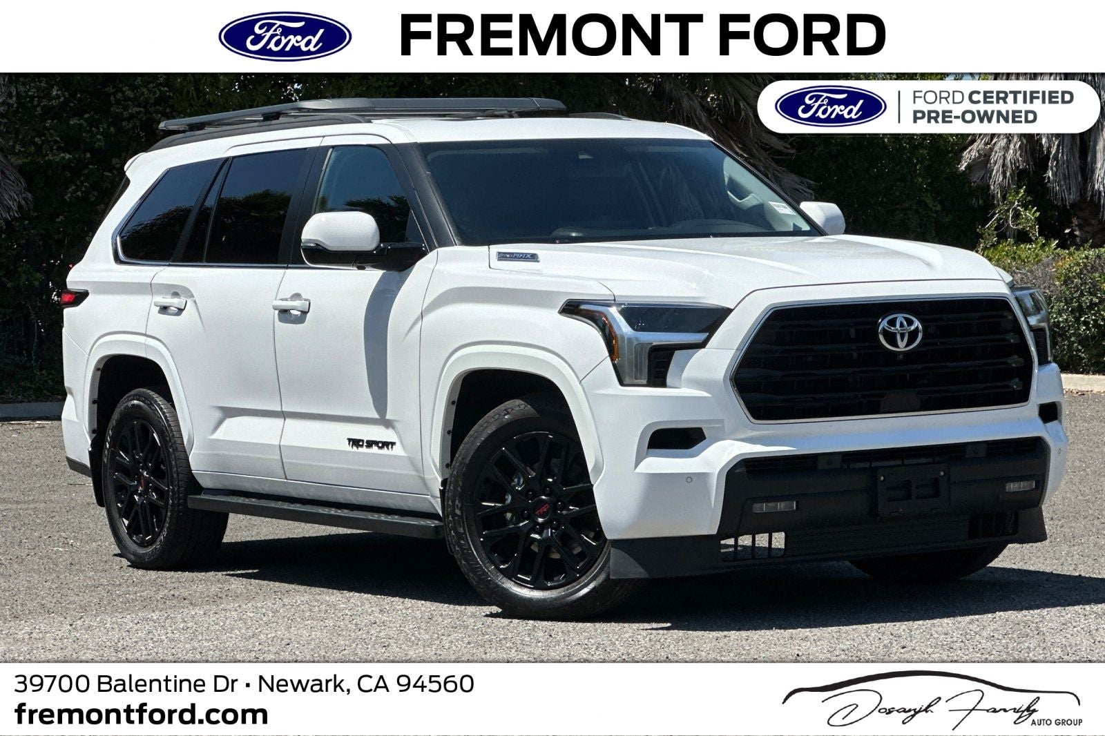2024 Toyota Sequoia SR5 4WD i-FORCE MAX Hybrid's photo