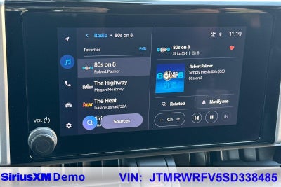 2025 Toyota RAV4 Hybrid XLE
