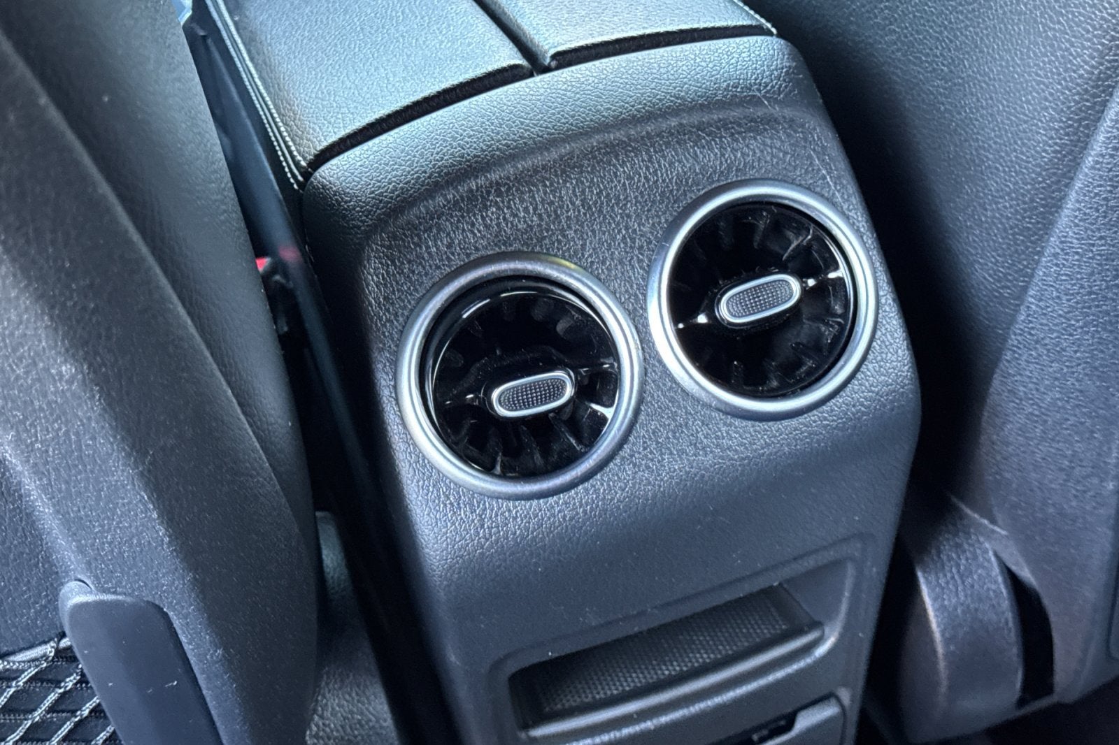 2020 Mercedes-Benz GLB GLB 250
