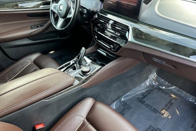 2022 BMW 5 Series M550i xDrive