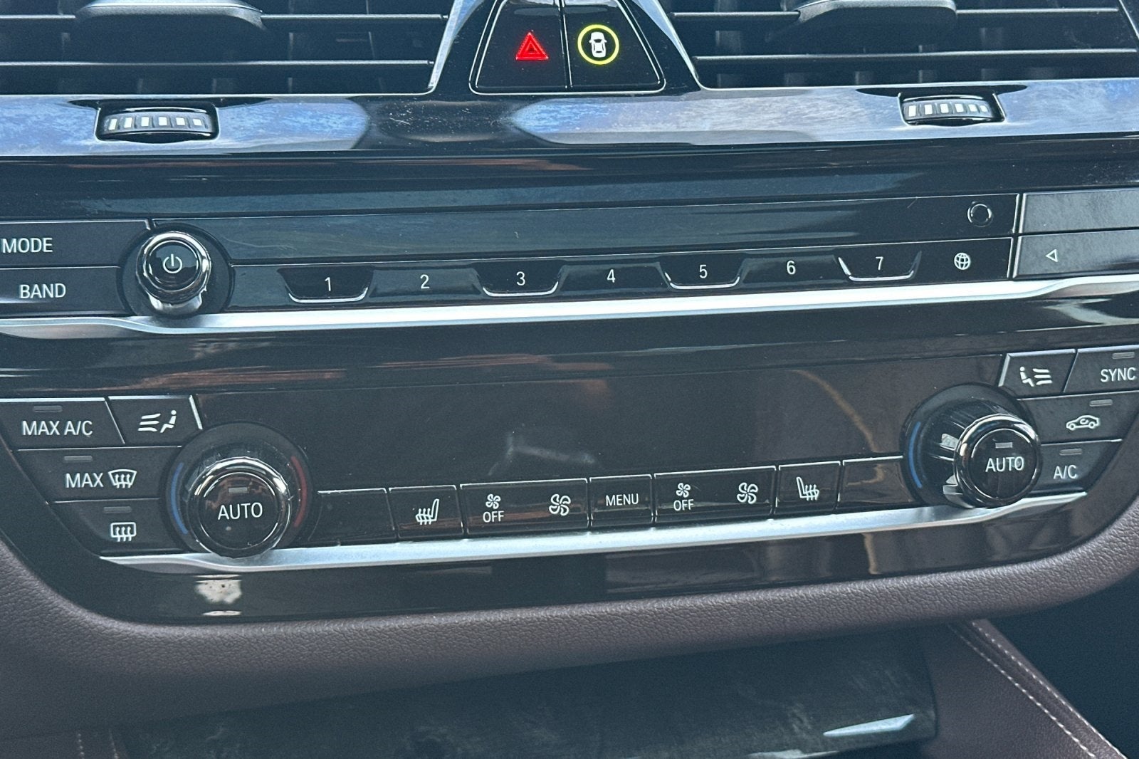 2022 BMW 5 Series M550i xDrive