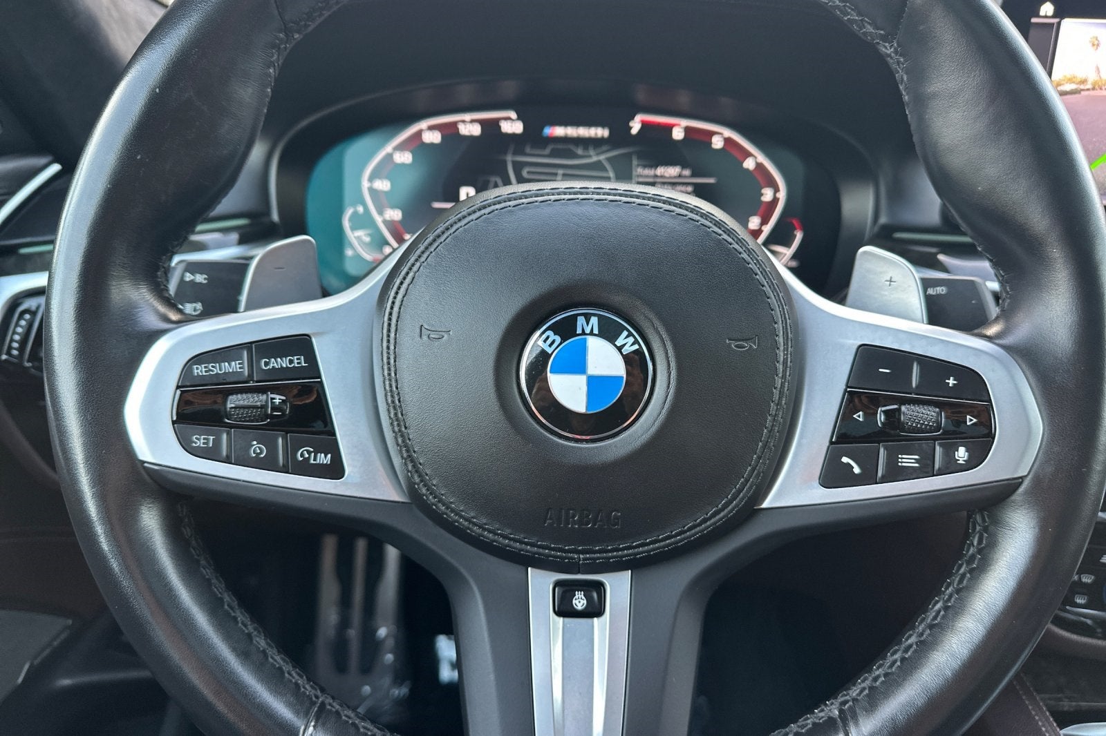 2022 BMW 5 Series M550i xDrive