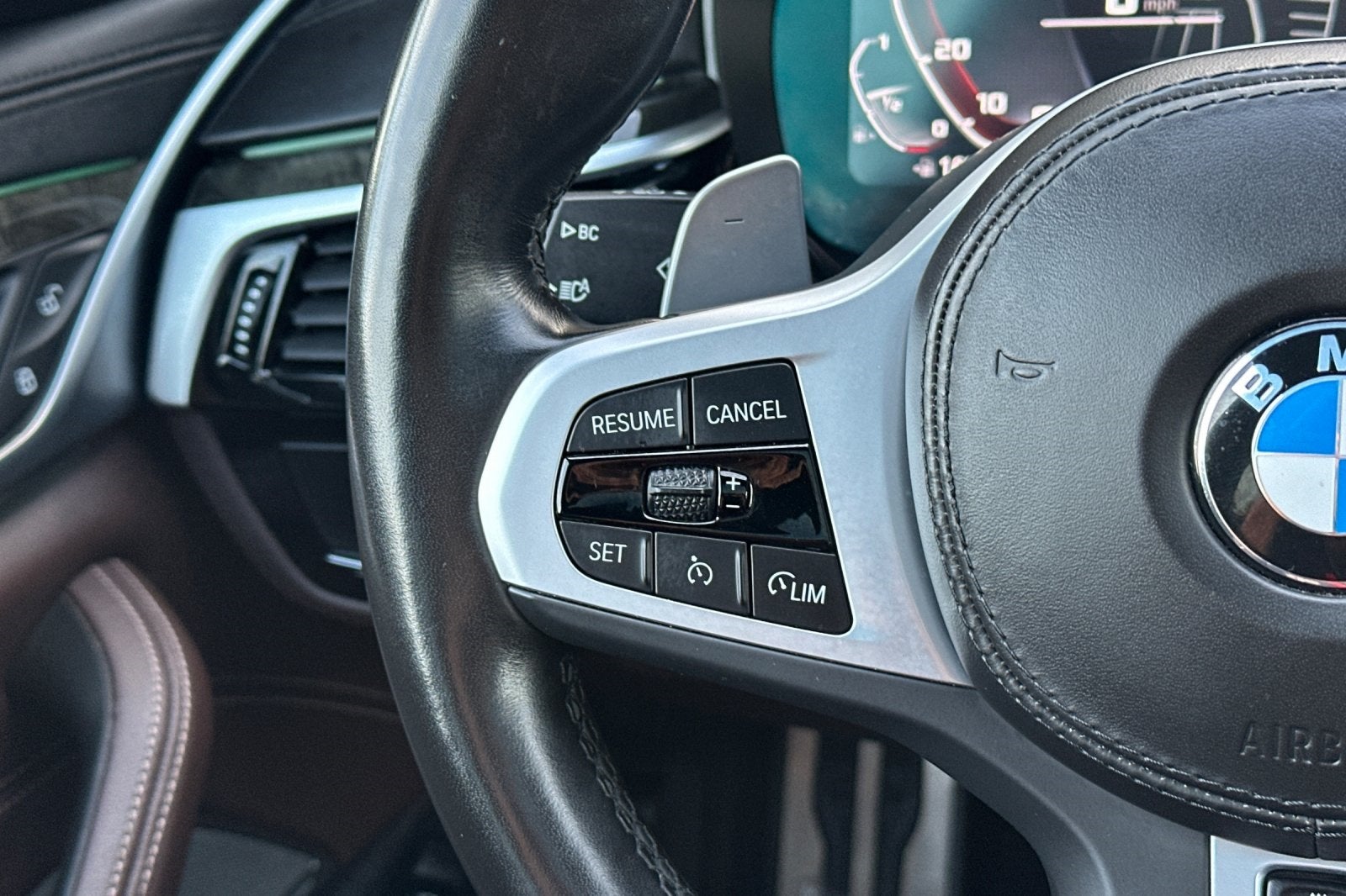 2022 BMW 5 Series M550i xDrive